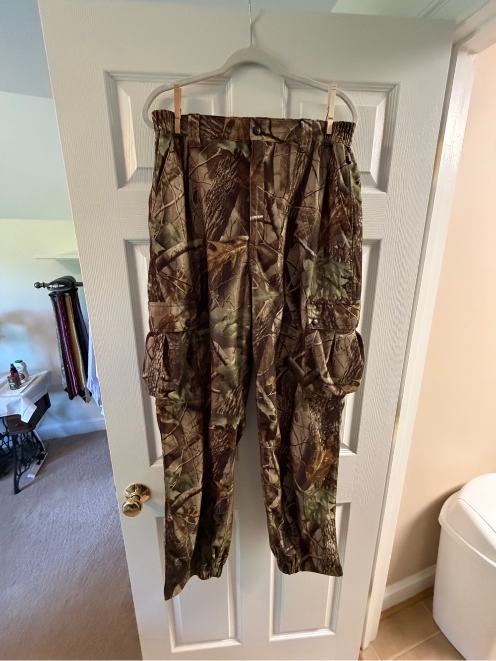Men's Brown Camo Cargo Pants - Outdoor Hunting Style